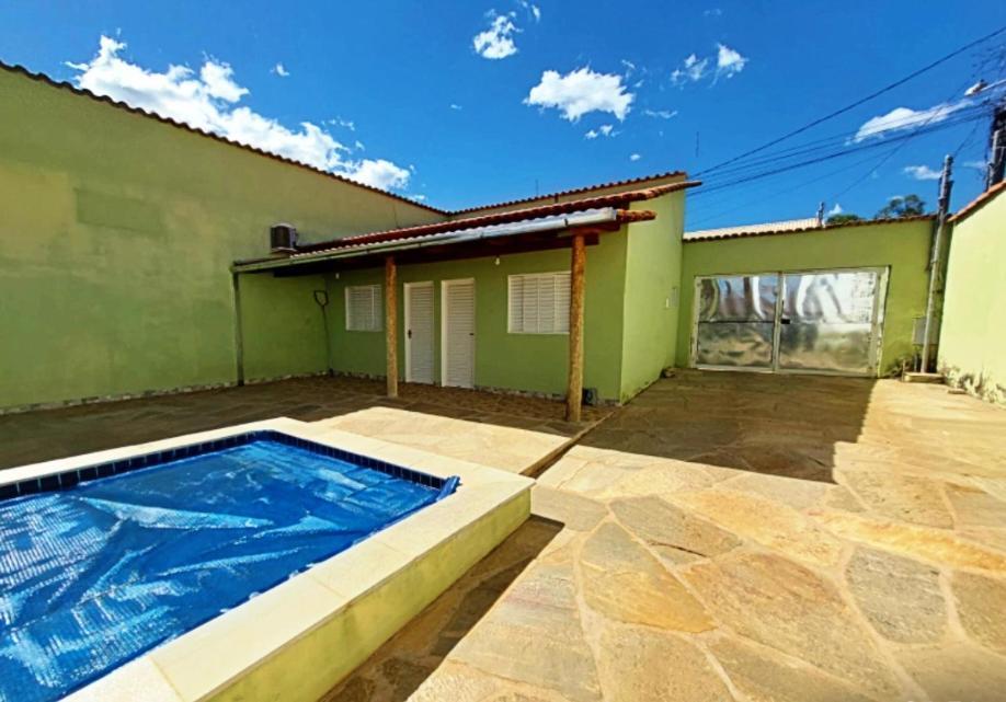 2 Suites Piscina, Area De Lazer, Currasqueira - 1 Km Do Centro Pirenópolis Exterior foto